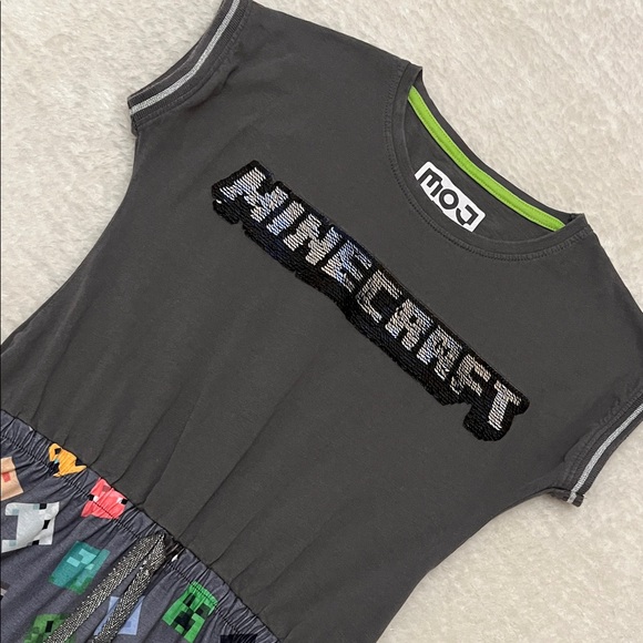 Minecraft Girls' Sequins Dress (9/10) - Picture 2 of 10